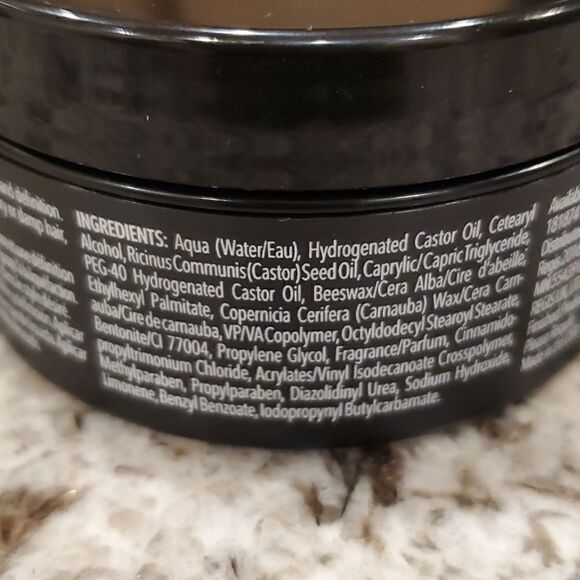 Regis Designline for Men Matte Pomade Medium 1.7 oz - Picture 4 of 6